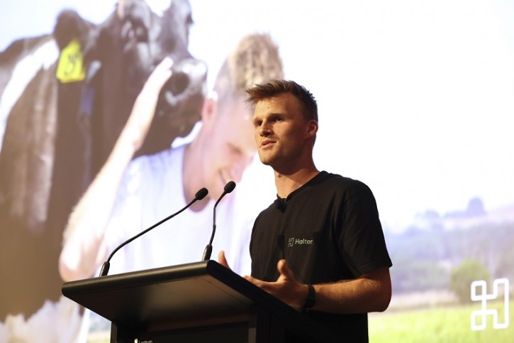 Craig at Australian Dairyfarmer Conference  2024-3